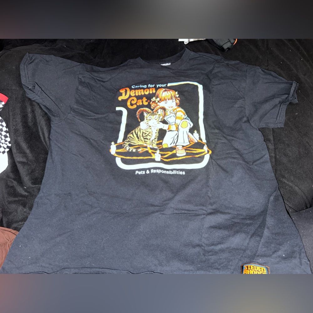 Steven Rodes t shirt. Size XL